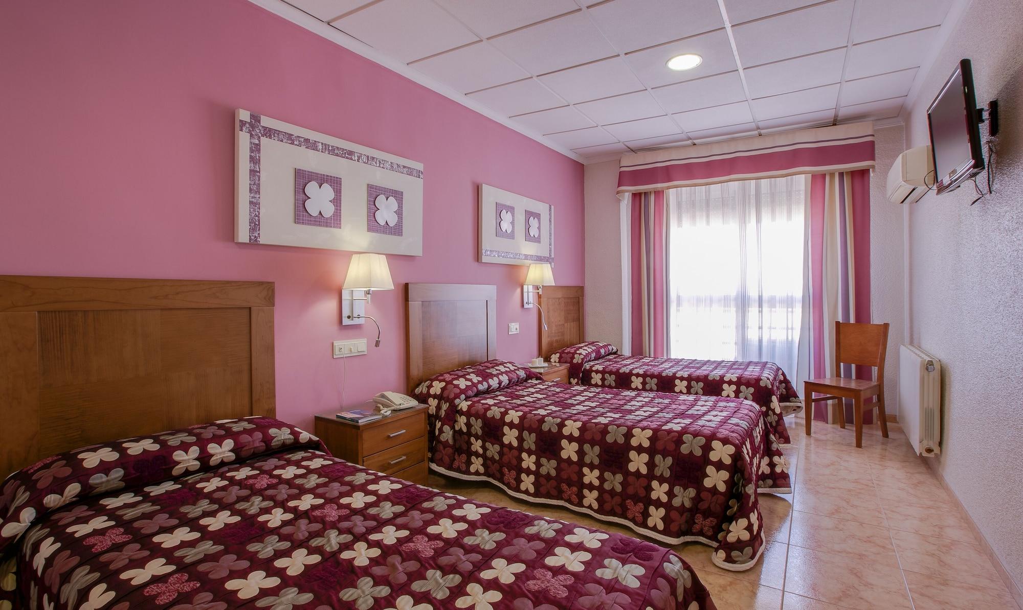 Manolo Hotel