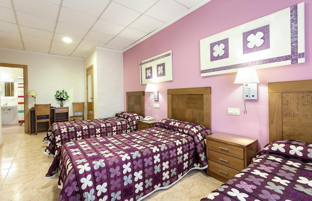 Hotel Manolo 3*